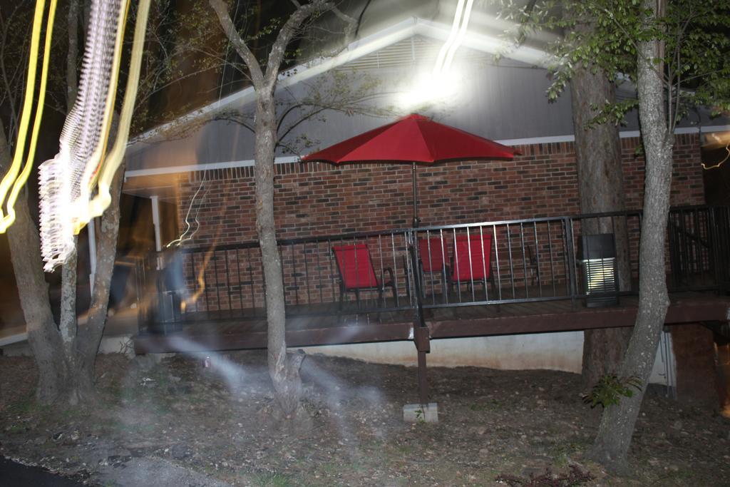 Brydan Suites Eureka Springs Exterior photo
